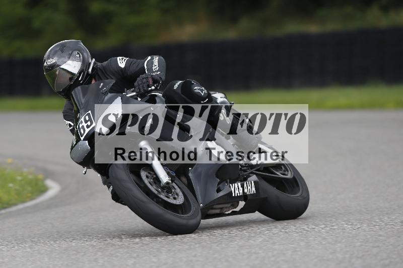 /Archiv-2025/37 28.07.2025 Dunlop Ride und Test Day ADR/Einsteiger gruen/69
